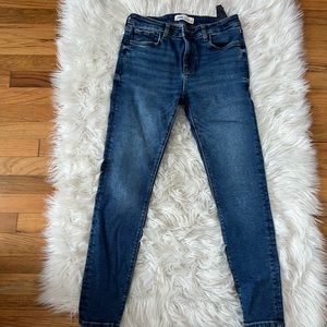 BLUE SKINNY JEANS - ZARA